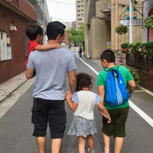 Gaku Space Instagram - Uncle life in Japan. 😊
Love them so much! 💗
My own ones someday... 👨‍👩‍👧‍👦
#lovenephew #loveniece #lovefamily 
#lovekids #birthdaywish 
#unclelife #actorslife 
#vacation #trip #tokyo #japan