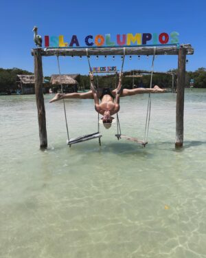 Gala Varo Instagram - Deli la vacación en #merida 
Andamos en modo: no molestar 😜 Lxs amo