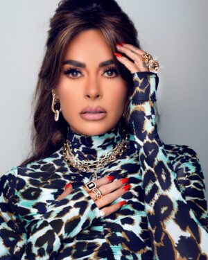 Galilea Montijo Instagram - 🩵🐾 @waithsman @jorgebeltranhair @aldorendon 🩵