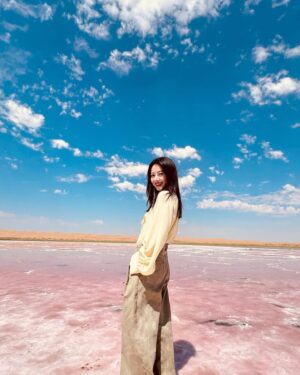 Gao Yuanyuan Instagram - 阿拉善🏜️#GOOTD