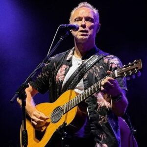 Gary Kemp Instagram - Loving playing Italy. ♥️ 🇮🇹 @saucerfulofsecretsofficial