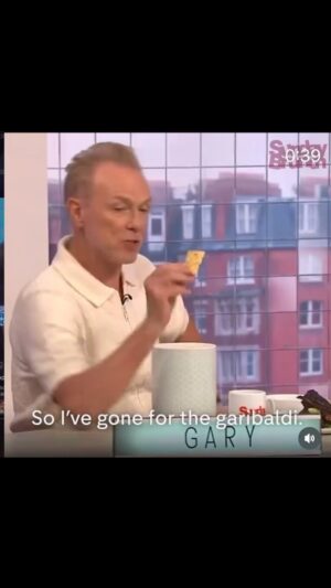 Gary Kemp Instagram - Back in 2021 when I did @sundaybrunchc4 and had to pick my favourite biscuit… #garibaldi