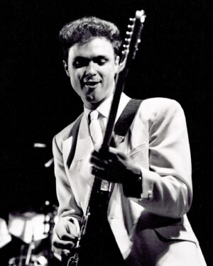 Gary Kemp Instagram - True tour, 1983, playing the black strat that went missing for 30 years.