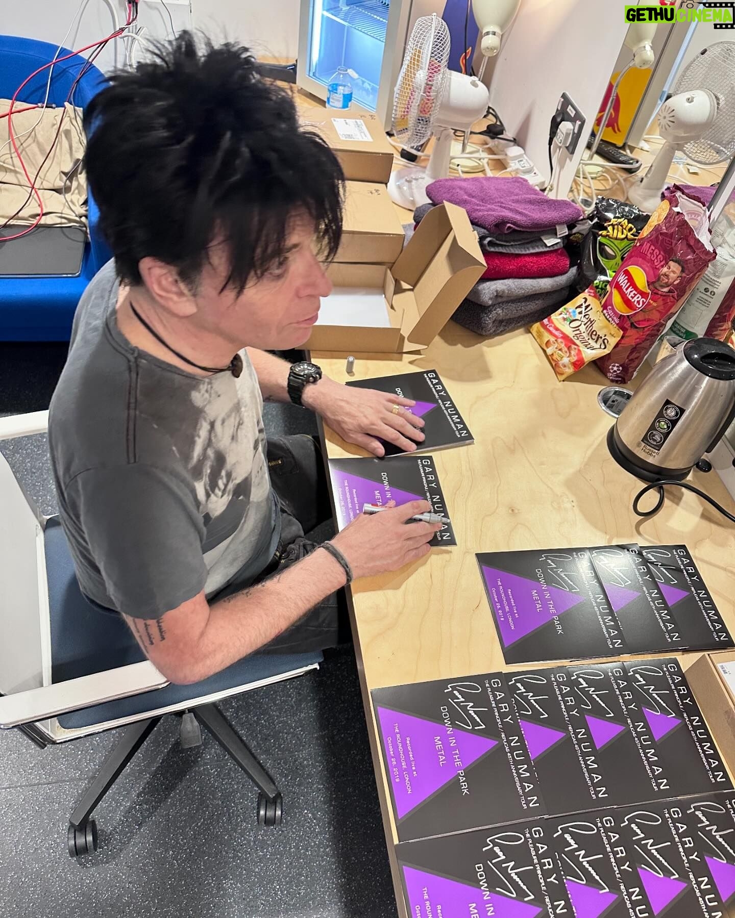 Gary Numan - 2.5K Likes - Sheffield tonight. This one’s sold out as well. I’m not sure what tickets are available for other shows on this tour but the link for ‘45th Anniversary Tour’ is in the Bio (Linktree)