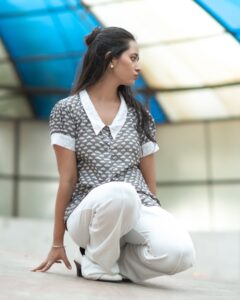 Actress Gauri Kulkarni HD Instagram Photos and Wallpapers August 2024