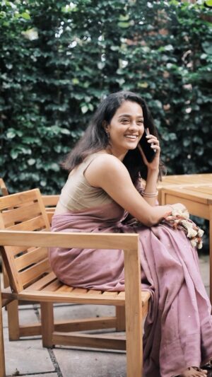 Gayathrie Instagram - ✨✨ me when someone calls me Thangam! 🥰

@kalyanjewellers_official @sachin_reeko