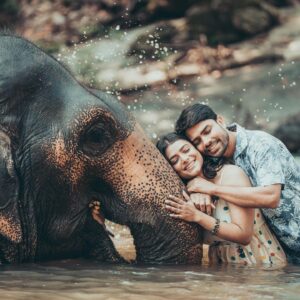 Geetashree Roy Instagram - To love and be loved is to feel the sun from both sides.

📸 @dlc.photographer ❤️