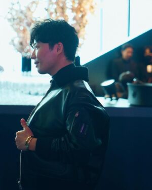 Gen Hoshino Instagram - I DJed and selected the background music for the Tiffany Wonder exhibition's opening event. Thank you, @pharrell! 

エキシビション「ティファニー ワンダー」オープニングイベントにてBGMのセレクター、そしてDJとして出演してきました。すごい熱気と盛り上がり。90分ぶっ通しで大好きな曲をミックスしまくりました。楽しかったあ。（DJネーム、何がいいと思う？）

엑시비전 ’티파니 원더‘ 오프닝 이벤트에서 디제잉하고 행사장 BGM을 담당하는 선곡 셀렉터로도 참여했어요!

我在「Tiffany Wonder」展覽擔任了開幕活動DJ，並兼任了活動BGM選曲人！

#Tiffanyandco #TiffanyWonder #ティファニー展 #TiffanyPartner
@tiffanyandco