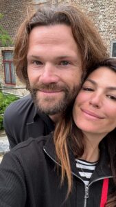 Actress Genevieve Padalecki HD Instagram Photos and Wallpapers July 2024