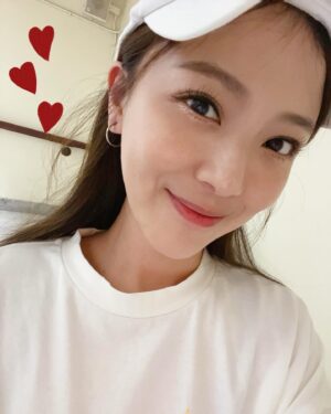 Genie Chuo Instagram - 祝福有伴的你們
沒伴的我們
今天都快樂🫶
#七夕 #happy  #love