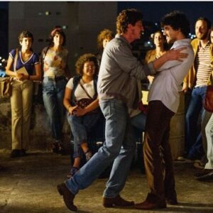 George Sauma Instagram - Quem que tá faltando?! Pra descobrir, corre pros cinemas! Dia 25 de abril estreia em todo Brasil, “Aumenta que é Rock n Roll”, a história da rádio que lançou o rock nacional!!! O filme tá incrível, que honra fazer parte disso! Viva o cinema! Esperamos vocês! ❤️