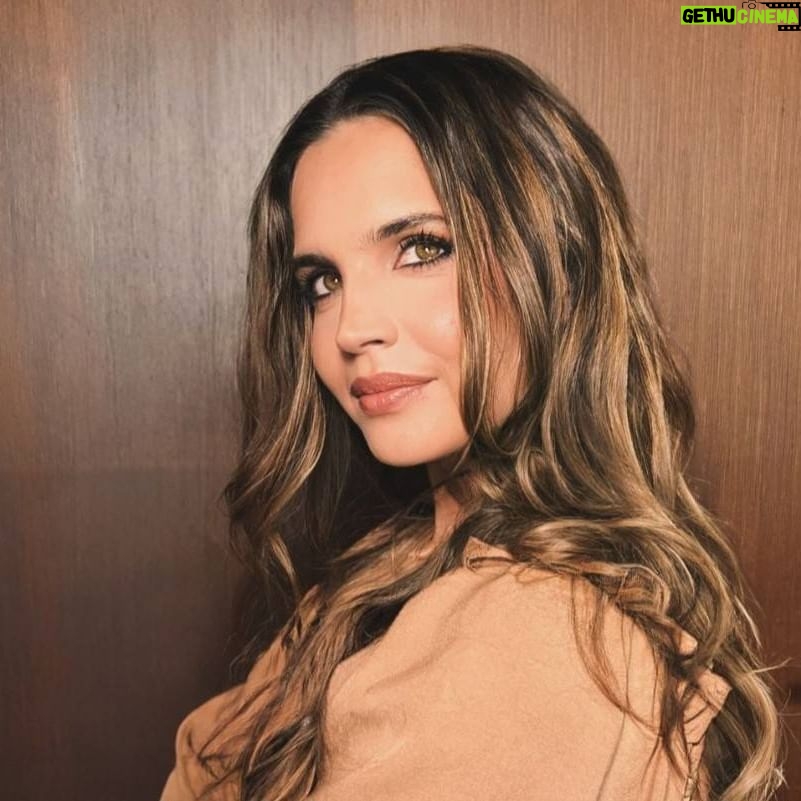 Germán Paoloski - 9.4K Likes - Feliz cumple amor de mi vida! @sabrinagarciarena hermosa, talentosa, inteligente, amiga, madre y gran compañera de vida, son sólo algunas de las muchas cosas que podría decir de vos pero no me alcanzarian las palabras para describirte como lo merecés...Gracias por estos años de Amor y amistad, gracias por estos tres hijos hermosos y esta familia que armamos y seguí disfrutando la vida como lo haces! Una vuelta más al Sol y otro año más juntos! #felicidades#amor#familia
