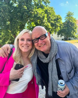 Gert Wingårdh Instagram - Frida o Gert

Det bästa med Slmedalen är de oväntade möten som väntar runt hörnet!

Luv it