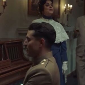 Ghazal Shakeri Instagram - 💎
زندگی ،گل همیشه بهار نیست
تغییر و تقدیر را تاب بیاوریم
و قدردان بهارانش باشیم 
همچون آنانی که تا بودند “ زیستن “را تا سرحد کیفیت بجا می آوردند…

در آستانهٔ سال جدید و قرنی نو
برای تک تک شما عزیزان 
جسم و جانی شاداب تر 
و آرام تر آرزو می کنم 
برقرار باشید
✨☘️✨
#غزل_شاکری 
#نوروز
#هم_آوازی 
@khatoon.series 
@kayhan_kalhor 
@ashkan 
@tinapakravan 
@negarjavaheriian 
@setareh.pessyani 
@pejmanbazeghi.official 
@kargadanstudio 
و
به یاد زنان پرشور 
بلندپرواز
و تاثیرگذاری 
چون فهیمهٔ اکبر
و فرشتهٔ طائرپور
❤️❤️