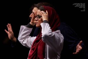 Ghazal Shakeri Instagram - …
به یاد اولین تجربهٔ حضورم بر صحنه؛

“در روزهای آخر اسفند” 
زیستیم
گفتیم 
شنیدیم 
و خواندیم؛

🎭
#روز_جهانی_تاتر_مبارک 
#کنسرت_تاتر
#محمد_رحمانیان 🙏💎
عکس:
@ehsanneghabat