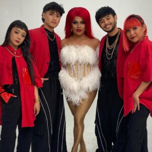 Gigi Era Instagram - Had wonderful time working with these amazing dancers @axis_ph
Ang tagal kung pinangarap maka work kayo. Let’s do more magic soon.i love you @axis_ph 
@neslyannalexis 
@labbjaniola 
@bogiesuapengco 
@carlosdathird 😘❤️🥰 CHAR!😂

#counttoten #commingsoon🔜 #2024 #single #gigipalongpalo
#philippines🇵🇭 #dancers #talent #dragracephilippines