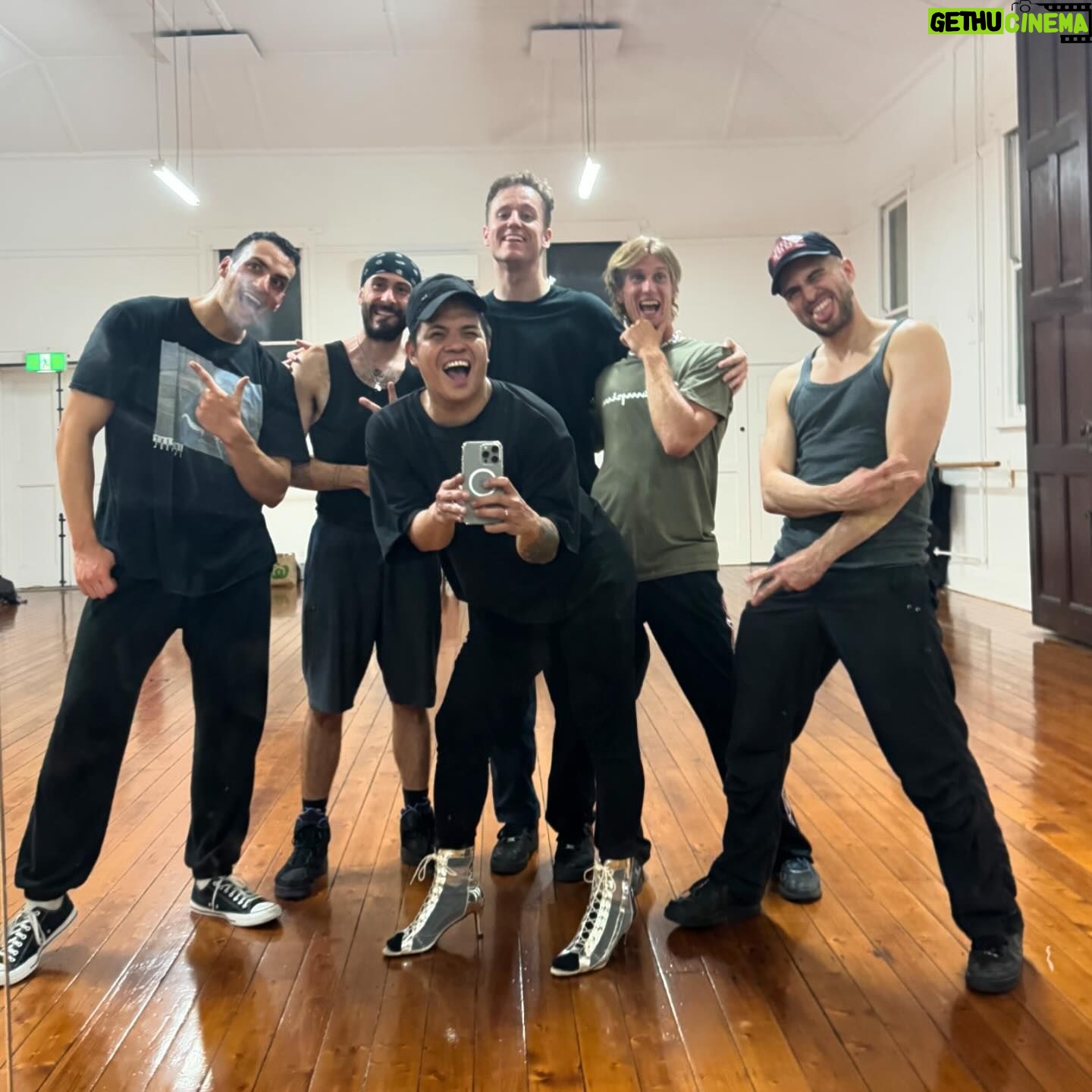 Gigi Era - 4.7K Likes - To my dancers and choreographers…..I’m so blessed to have you in my life. I’m also grateful for your support and love. I can’t wait to work with you all soon.
#tourtheworld #comingsoon
Dancers:
@gevangelakos
@lukaswhite
@daniel.e.lewis
@mrlukeyluke
Choreographers:
@marco_cdance
@martysedgfield
#mabuheyaustralia #melbournedancers #amazing #dancers #dragraceph #dragshow #hoeshow #houseofera #dancingdiva #choreography #dancers #slayqueen