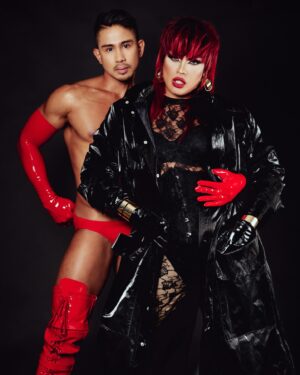 Gigi Era Instagram - BOOOOOGSH ❤️😎🖤

Photo: @nealalday 
Designer: @etalaustralia 
Model: @suarie.rodrigo 
Hair: @humanhairwigsbydave 

#humanhairwigs #etalaustralia #trenchcoat #phoyography #editorial #melbournedesign #dragraceph #fitnees #modellife #redhairdontcare