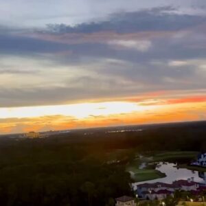 Gigi Lai Instagram - Beautiful sunset🧡

#sky #sunset #summervibes #vacations #travel #familytrip2024