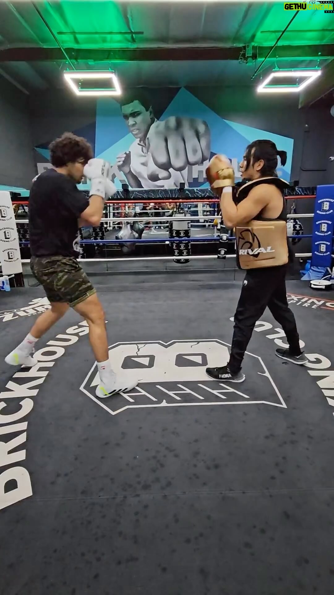 Gilberto Ramírez - 102.3K Likes - Camp life @brickhouseboxingclub 💯🇲🇽🥊. #boxing #boxeo #mazatlan #mexico