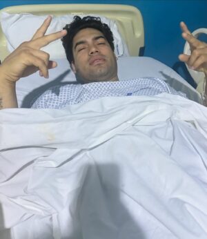 Gilberto Ramírez Instagram - God is great 🙏. Out of surgery & scheduled to make a full recovery. Had an unexpected medical scare but glad I was able to receive immediate treatment. I appreciate all the calls & messages from everyone. Thank you all & I will be back stronger than ever. See you soon 💯🇲🇽🥊. #appendicitis #surgery #medical #boxing #champion