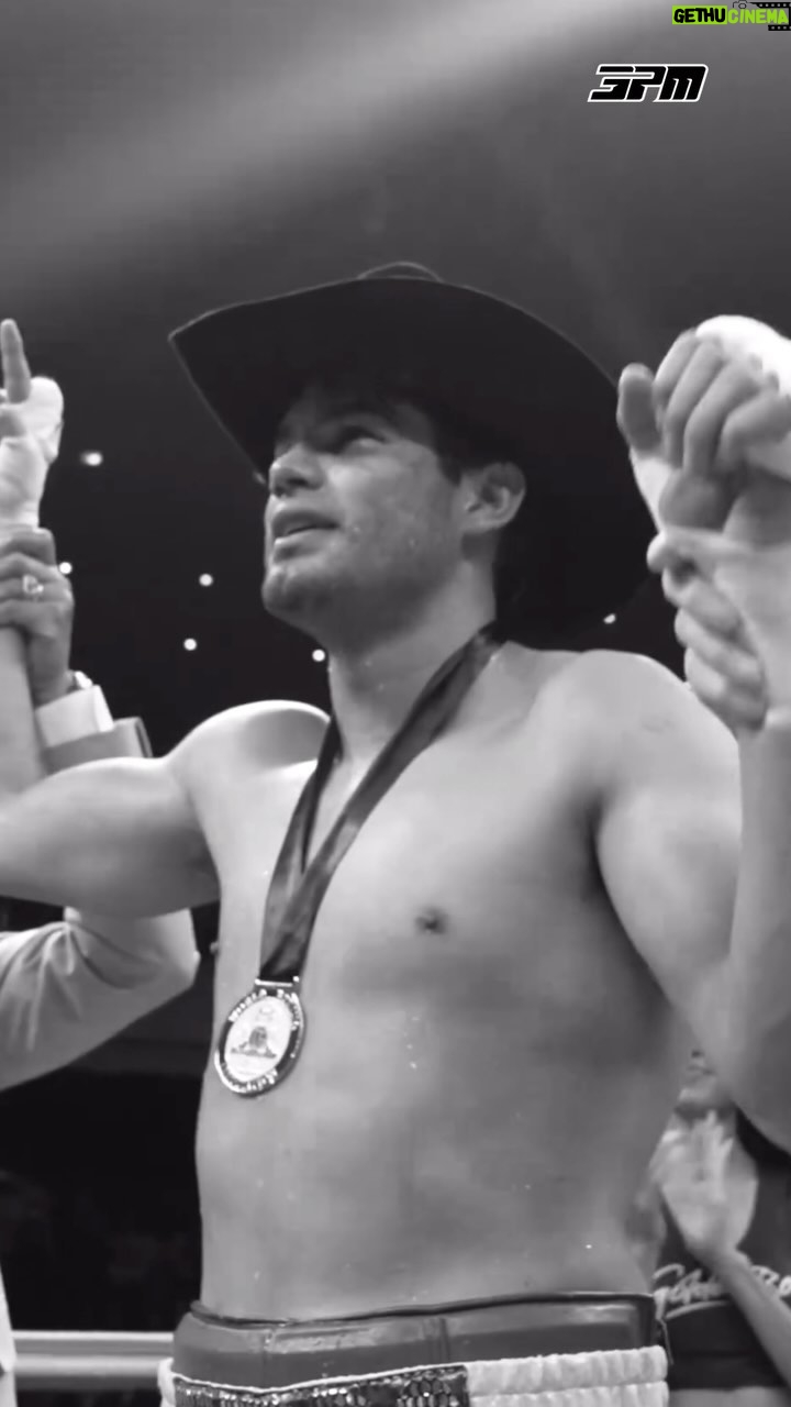 Gilberto Ramírez - 104.7K Likes - Time to Make History 💯🇲🇽🥊. Live this Saturday from the @youtubetheater in Inglewood,CA 🌴. Make sure to tune-in on @daznboxing 📺. #AndTheNew
@wbaboxingofficial @goldenboy @zurdopromotions
-
📽 @3pointmgmt
