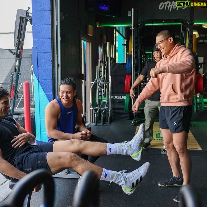 Gilberto Ramírez - 93.6K Likes - Last Day of Camp for @zurdoramirez as he transitions into Fight Week for his World Title Fight Next Saturday, March 30th from the @youtubetheater in Inglewood,Ca and Live on DAZN📺🥊🇲🇽👑
#AndTheNew
@goldenboy
@daznboxing