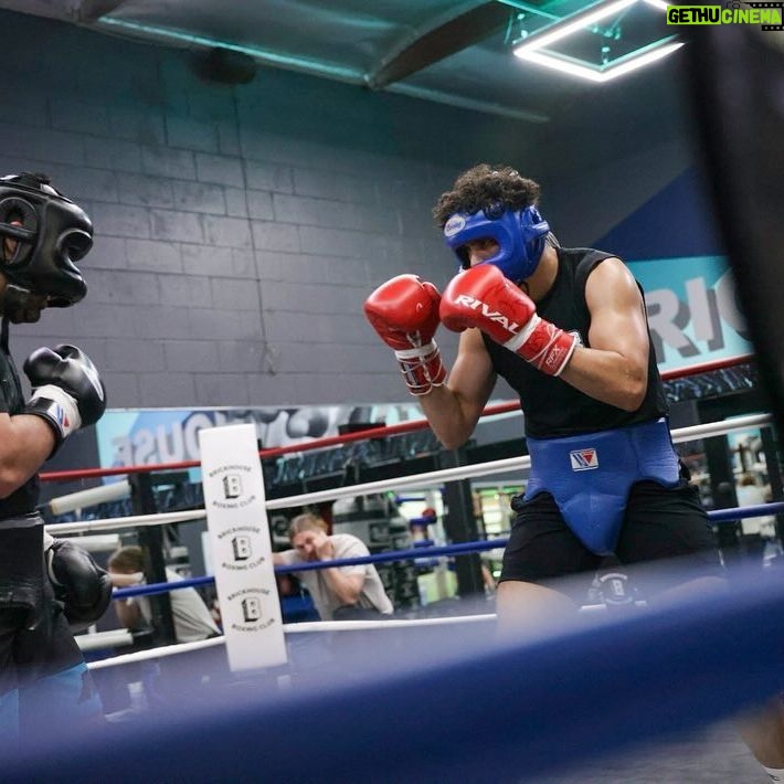 Gilberto Ramírez - 93.6K Likes - Last Day of Camp for @zurdoramirez as he transitions into Fight Week for his World Title Fight Next Saturday, March 30th from the @youtubetheater in Inglewood,Ca and Live on DAZN📺🥊🇲🇽👑
#AndTheNew
@goldenboy
@daznboxing