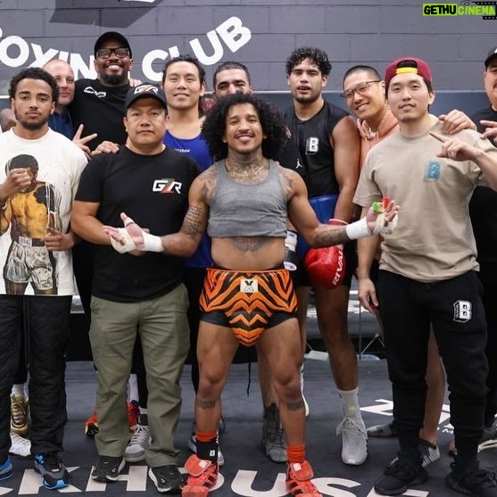 Gilberto Ramírez - 93.6K Likes - Last Day of Camp for @zurdoramirez as he transitions into Fight Week for his World Title Fight Next Saturday, March 30th from the @youtubetheater in Inglewood,Ca and Live on DAZN📺🥊🇲🇽👑
#AndTheNew
@goldenboy
@daznboxing