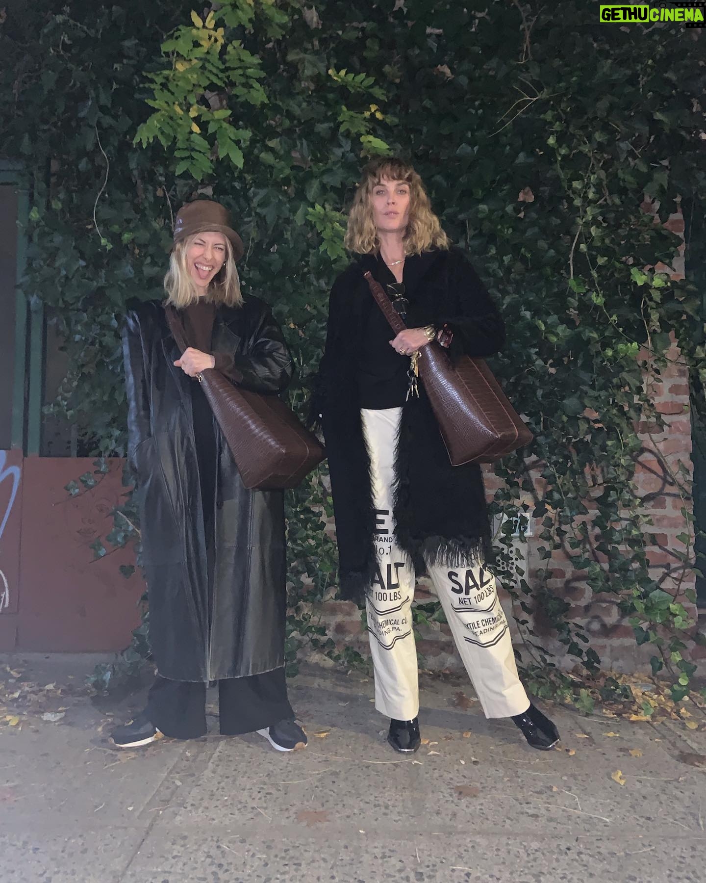 Gillian Zinser - 3 Likes - its International Animal Rights day! my babe @erinwasson and i teamed up with our friends at @hvisk to design this rad Peta-certified vegan leather bag to celebrate this cruelty-free alternative. proceeds are being donated to Animal League, an amazing organization rescuing and rehoming homeless animals around the world 🤍🌐🐶🌱
full camapaign and story up on @voguescandinavia