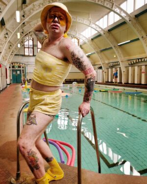 Ginny Lemon Instagram - Ginny 🍋

#throwbackthursday to the first ever BIG FATT POOL PARTY at @moseleyrdbaths! 

@fattprojects did an amazing job!!

🫧🧜🏻‍♀️🍋🐳🐙🐡🫧

#fattprojects #igersbirminghamuk #iluvbrum #thisisbirmingham #capturebritain #0121 #birminghamweare #lgbtq #onelove #goodvibesonly #ichoosebirmingham #queerjoy #kingsandqueens #helpinbrum #lovemyjob