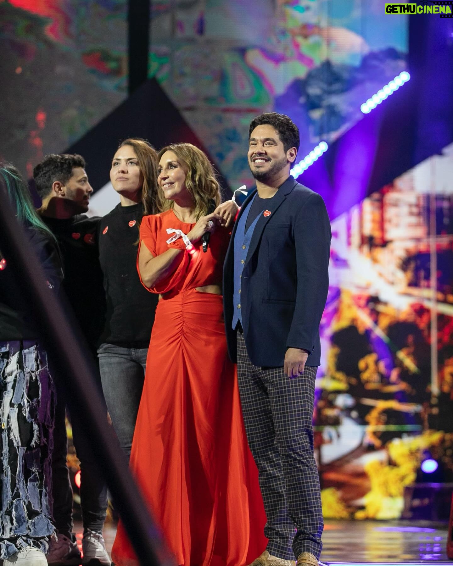 Gino Costa - 1.6K Likes - 💫 Superamos la metaaaa ⭐️ 45 años de @teleton_chile nuevamente uniendo a nuestro país 🇨🇱 a seguir trabajando por la rehabilitación de tantos niños y niñas !!! Vivimos una hermosa… muy feliz de ser parte de ella @teleton_chile 🩵❤️