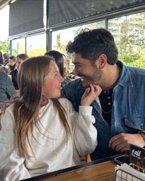 Gino Costa Instagram - La guagua de la familia ya tiene 13 años 🩵🩵 feliz cumple mi Lu 🥰 amo tu felicidad, tu ternura, tu humor y por ser libremente tú 🙌