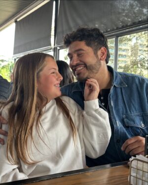 Gino Costa Instagram - La guagua de la familia ya tiene 13 años 🩵🩵 feliz cumple mi Lu 🥰 amo tu felicidad, tu ternura, tu humor y por ser libremente tú 🙌