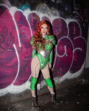 Gisèle Lullaby Instagram - 📸Who needs fancy studios when you can strike a pose amidst the charm of alleyway graffiti🎨

📸: @_calvaire_ 
👗: @emmadejavu 
💇‍♀️: @hugocoiffeurmtl 

#drag #queen #canadadragrace #cdr #rpdr #mintreal #mtl #photography #photooftheday #tgif #friday