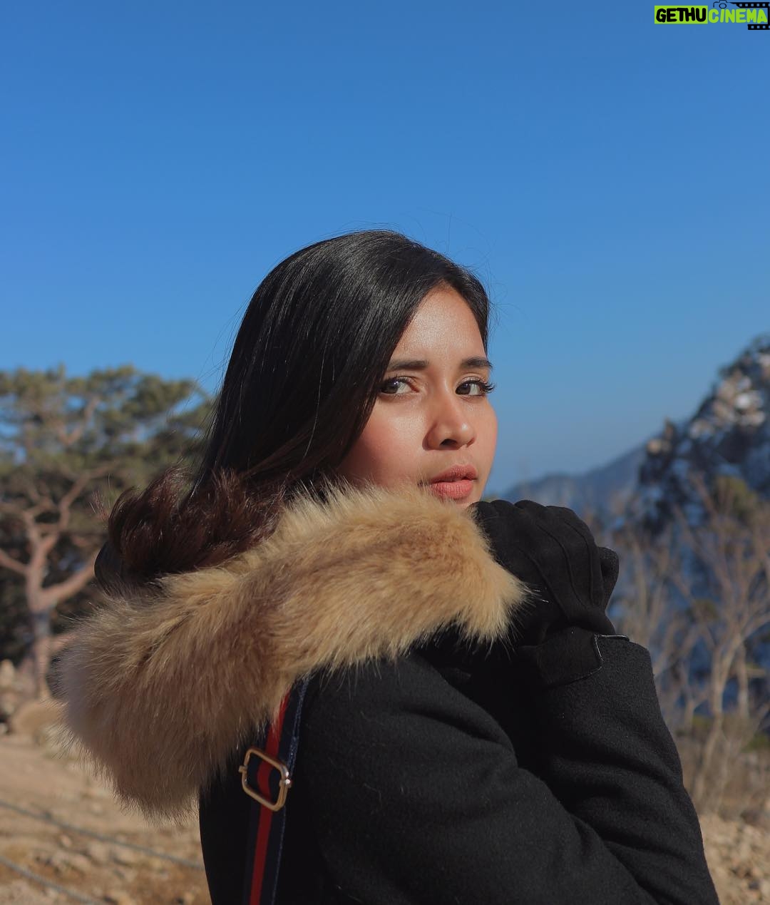 Gita Virga - 4.9K Likes - 좋은 날이다.