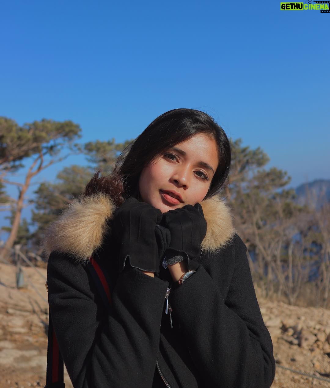 Gita Virga - 4.9K Likes - 좋은 날이다.