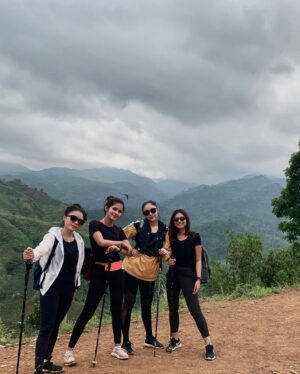 Gita Virga Instagram - Laugh, Love, friends🖤