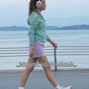 Gizem Denizci Instagram - Merrell Hike and the City… Şehrin içinde ve bir o kadar da şehirden uzak! Spor, sağlık, eğlence, yemek ve müzik. Bu harika yürüyüş deneyimini Merrell ile yaşa!

Merrell Hike and the City x Gizem Denizci

‘’İster günlük koşuşturmalarımda, ister patikada hep stil sahibiyim!’’ 

#merrell #hikeandthecity 

MERRELL Sonbahar/Kış’24 Koleksiyonu SP❌ mağazalarında ve spx.com.tr’de!