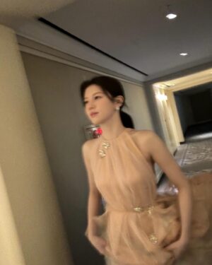 Go Youn-jung Instagram - 🥳🏆💗