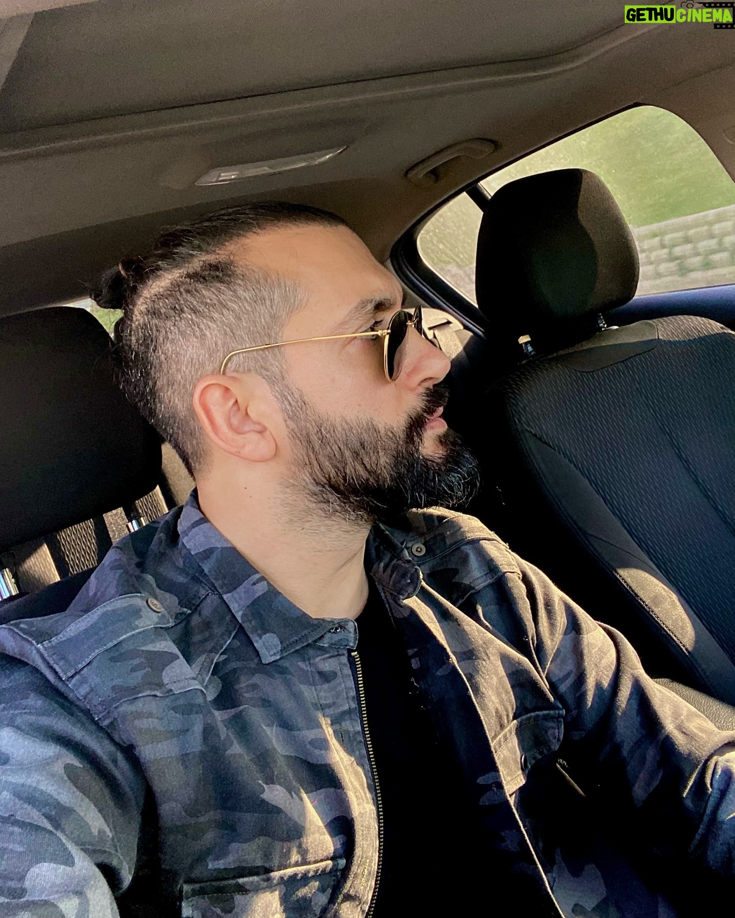 Gökhan Karacık - 3 Likes - Sağlam bir irade ve güzel bir ifade bence sizi başka bir boyuta taşıyabilir 😉
A strong will and a beautiful expression can offer you another life.