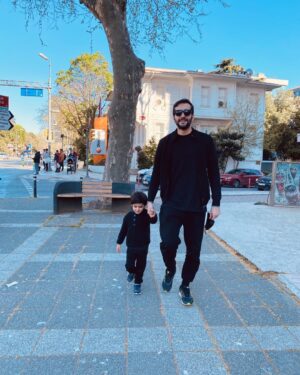 Gökhan Karacık Instagram - Sen yürü arkandan baban yürüsün👑 #birhayalimvar #ihavedream
