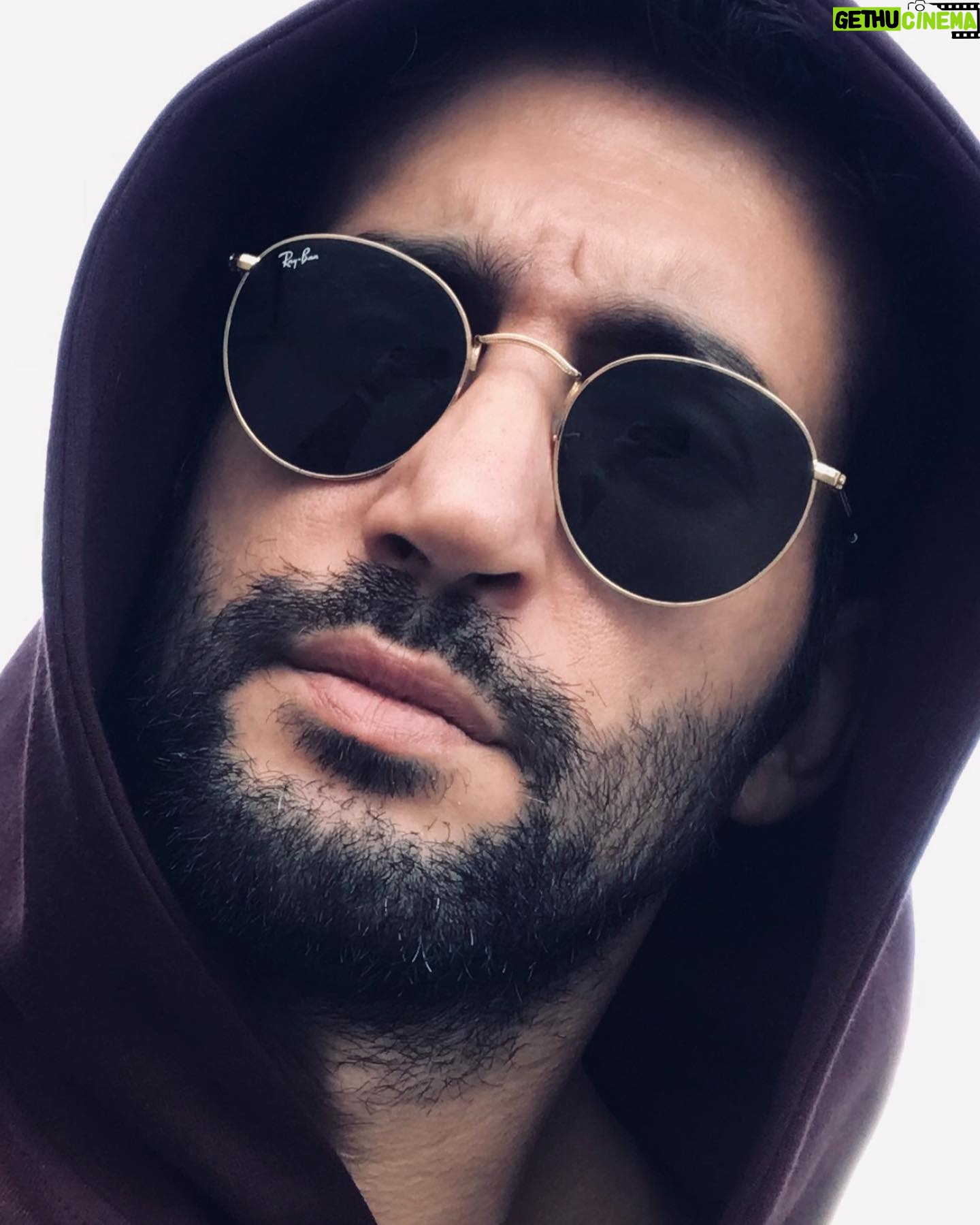 Gökhan Karacık - 1.6K Likes - İnsan için emeğinden başkası yoktur🎭
