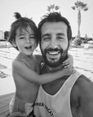 Gökhan Karacık Instagram - He is my life insurance👨‍👩‍👦
