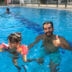 Gökhan Karacık Instagram - İyi bayramlar🙌🏻 Eid Mubarak👨‍👩‍👦