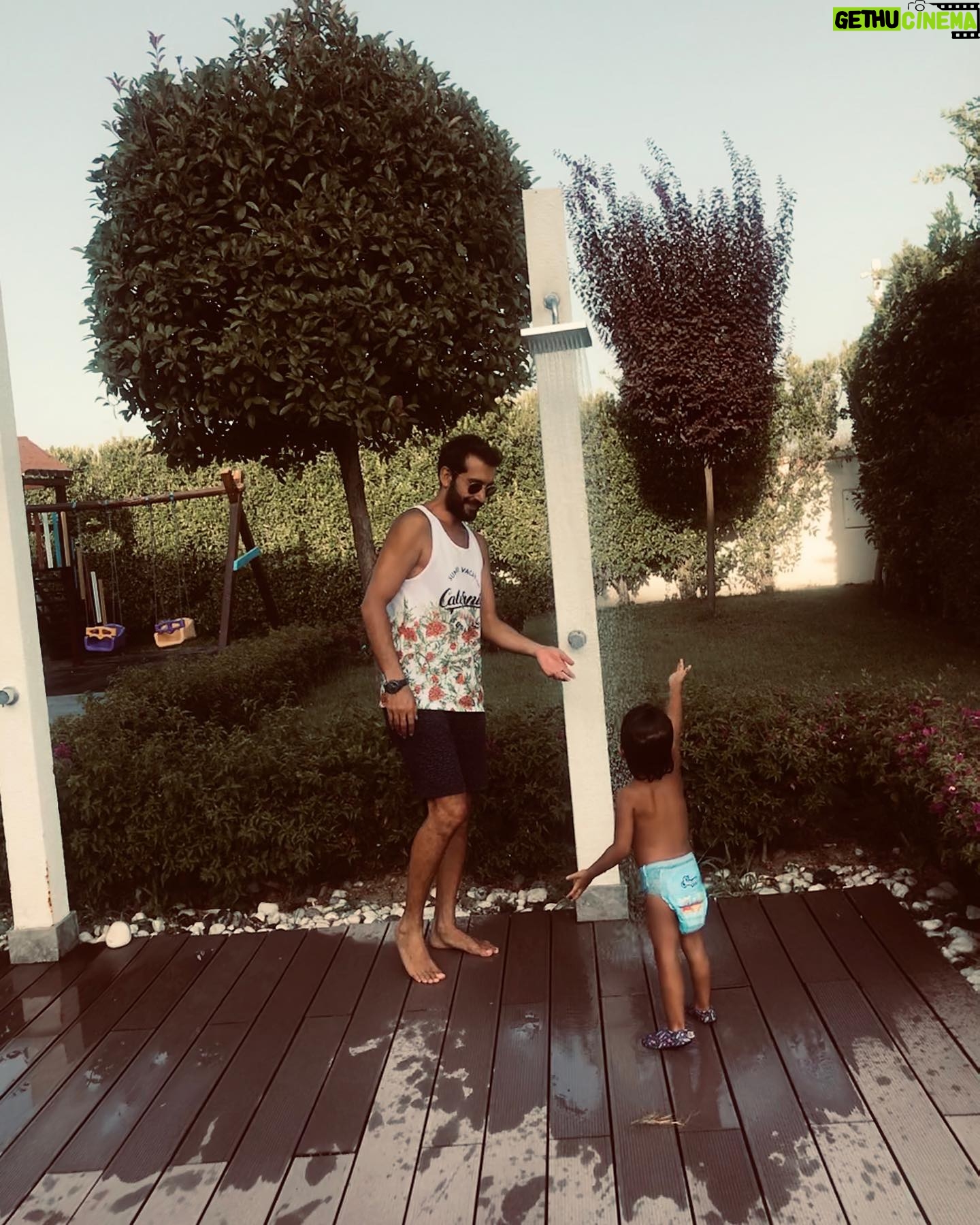 Gökhan Karacık - 1.2K Likes - infinity👨👩👧