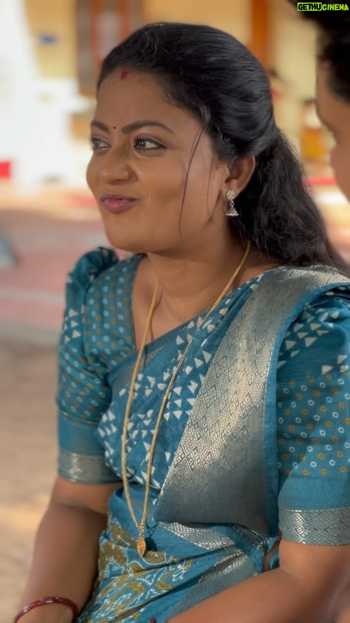 Gomathi Priya - 106.7K Likes - Behind the scenes atrocities 😂🤣#behindthescenes #shooting #atrocities #revathy #chempaneerpoovu #asianet #television #actress #gomathipriya #priyabalakumaran #priyabalakumaran_gp #gp #nothingbutpriya #keepyourinnerchildalive #behappy #bekind #blessed Do I look like a Rabbit 🐰
