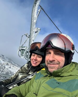 Gordan Kičić Instagram - Zima 2024⛷️⛷️⛷️🍾🎸⛷️⛷️⛷️