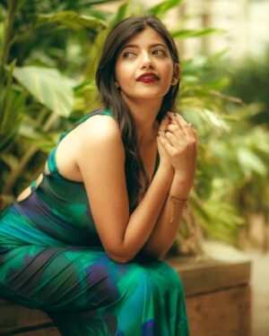 Gouri Agarwal Instagram - Embracing the magic in every moment✨❤️
.
.
.
📸 @vink.photography 🤩
.
.
.
#gouriagarwal #allgreen #miracles #keepsmiling #highonlife ✨❤️