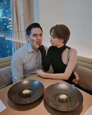 Grace Wong Instagram - Happy 7 Years Hunnie !!! @dchang515 😊😊😊

So thankful that we are going strong after 7 years of marriage and 19 years of dating 🤪

I love you with an everlasting love and am grateful to have you as my partner, my lover, my best friend and my hugging bag! 😁😙😛

@arborhk @rubison_mkt We had such an incredibleeee culinary experience with your new menu!!! My favs being the Langostine, Pigeon, Scallop and thatttt Bread in the beginning whoaaaaa, and that gemaicha caviar tart whatttttt???!!!! 😩😩😩 we were shocked by how great the food was… talked about it for three days after dinner!! Thank you Gigi our lovely waitress for ur impeccable n warm service! We felt so loved n our bellies r so full!!! Thank u and can’t wait to be back!!!! Guys … that pigeon🤤🤤🤤 how? I do not understand. 😩😩

#prayingcouplesstaytogether 
#happyanniversarymylove 
#gratefulheart
#July112005
#19yearslater 

PS. And yes we go to 7eleven each year to remind us of humble beginning n being grateful for the big things and small things in life 😌